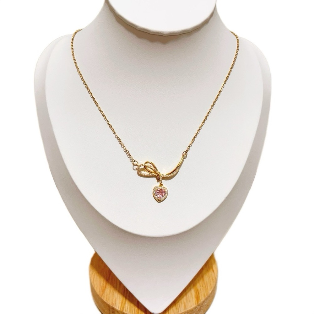 ✨ Cute bow with dangle Pink Heart Pendant necklace